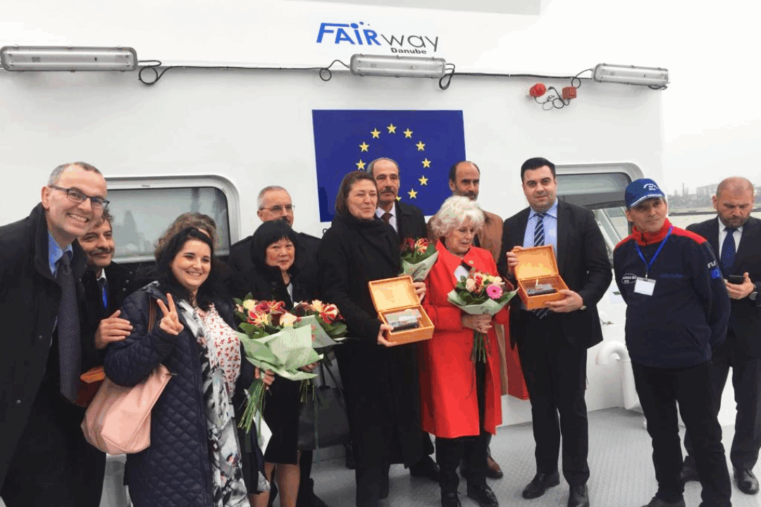 Vessel baptism and National User Forum in Romania