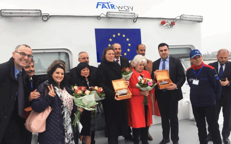 Vessel baptism and National User Forum in Romania